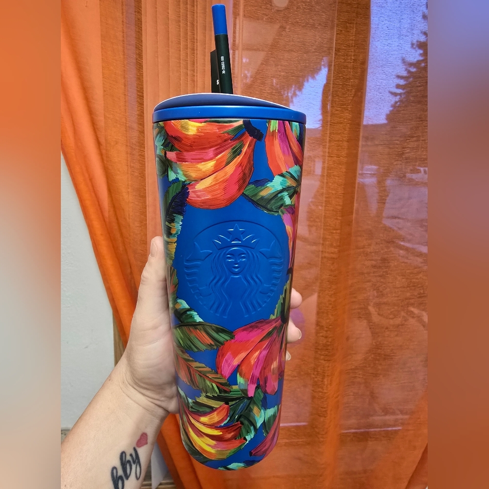NWT Farm Rio + Starbucks Banana Mix Blue Limited Edition 24oz Cold Tumbler